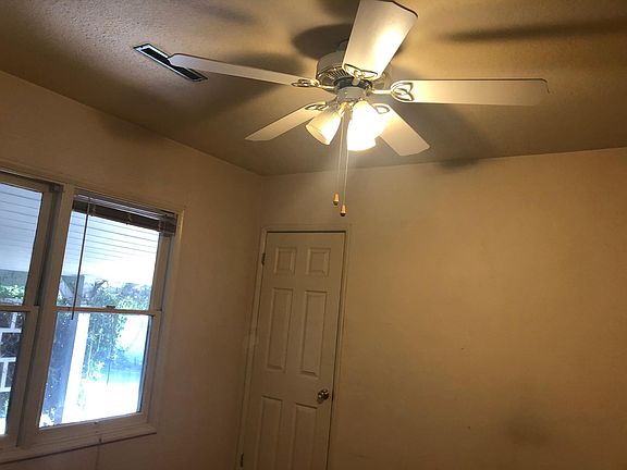 5th image of 21878 Baywood Ave