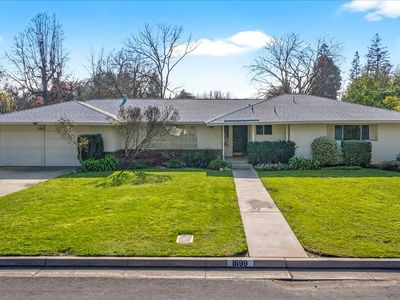 1699 W San Ramon Ave, Fresno, CA, 93711