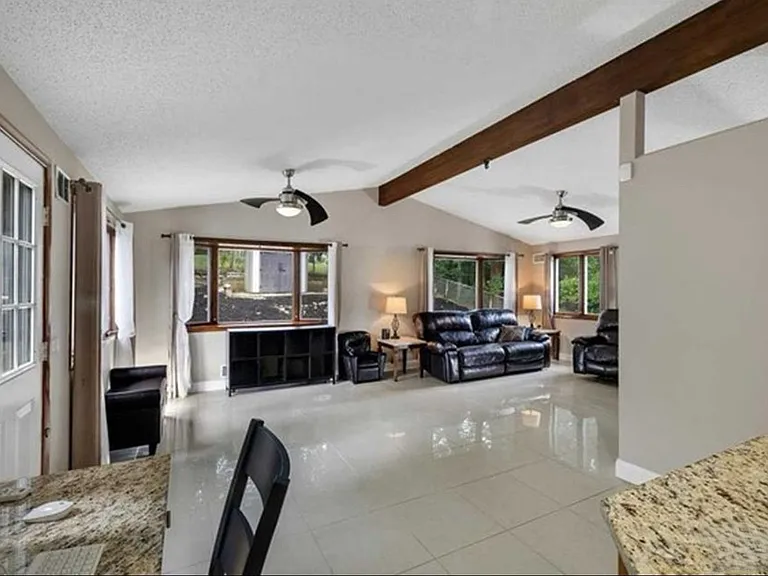 442 Wildwood Rd — Photo 31