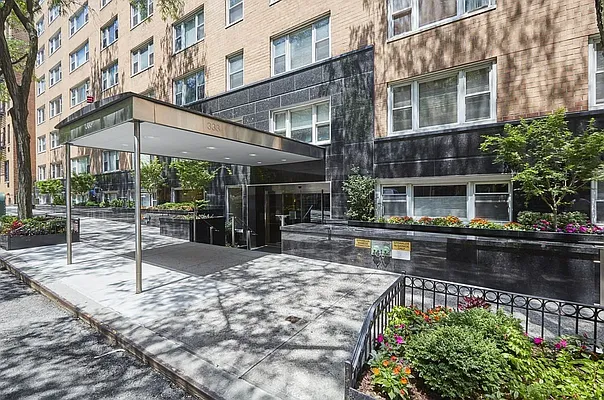 Sold by Level Group | media 8