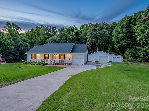 2nd image of 231 Proctor Dr