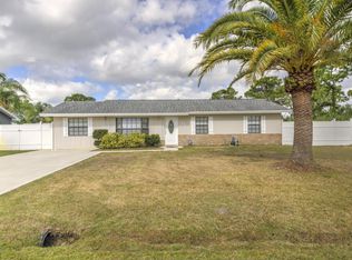 186 Esterbrook Ave NE, Palm Bay, FL 32907