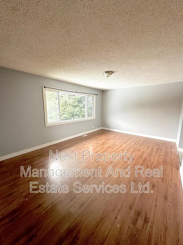 3 bed, 2.0 bath, $2,295 — Photo 3