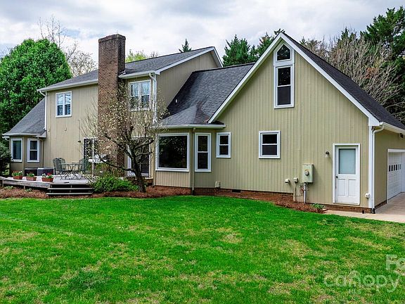 4th image of 202 Knollwood Dr