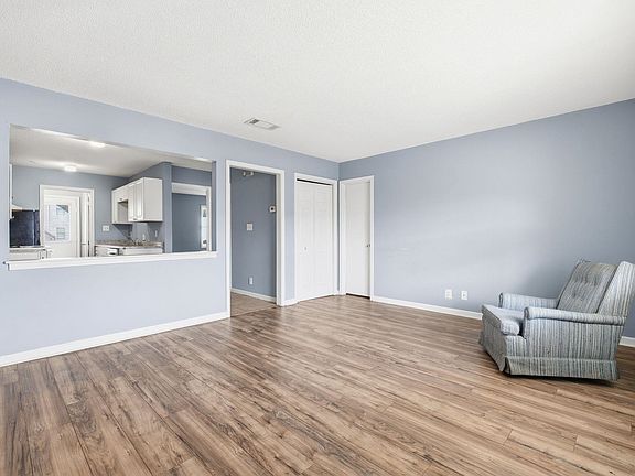 5th image of 755 Burcale Rd. #B7