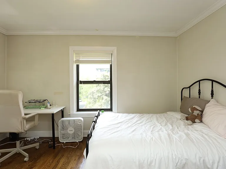 2535 N Seminary Ave #4 — Photo 13
