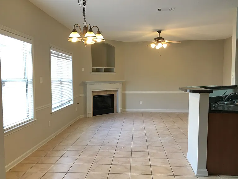 5307 Day Lily Dr — Photo 11