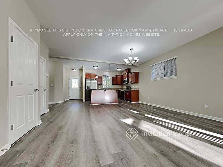7629 Columbia Way NE — Photo 6