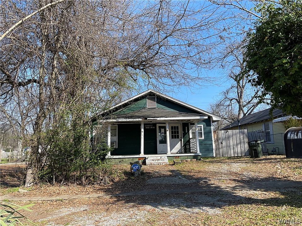 1st image of 2724 21st St