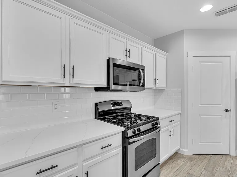 11790 Forest Park Cir — Photo 21