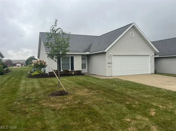 820 King Ridge Dr, Ashland, OH 44805
