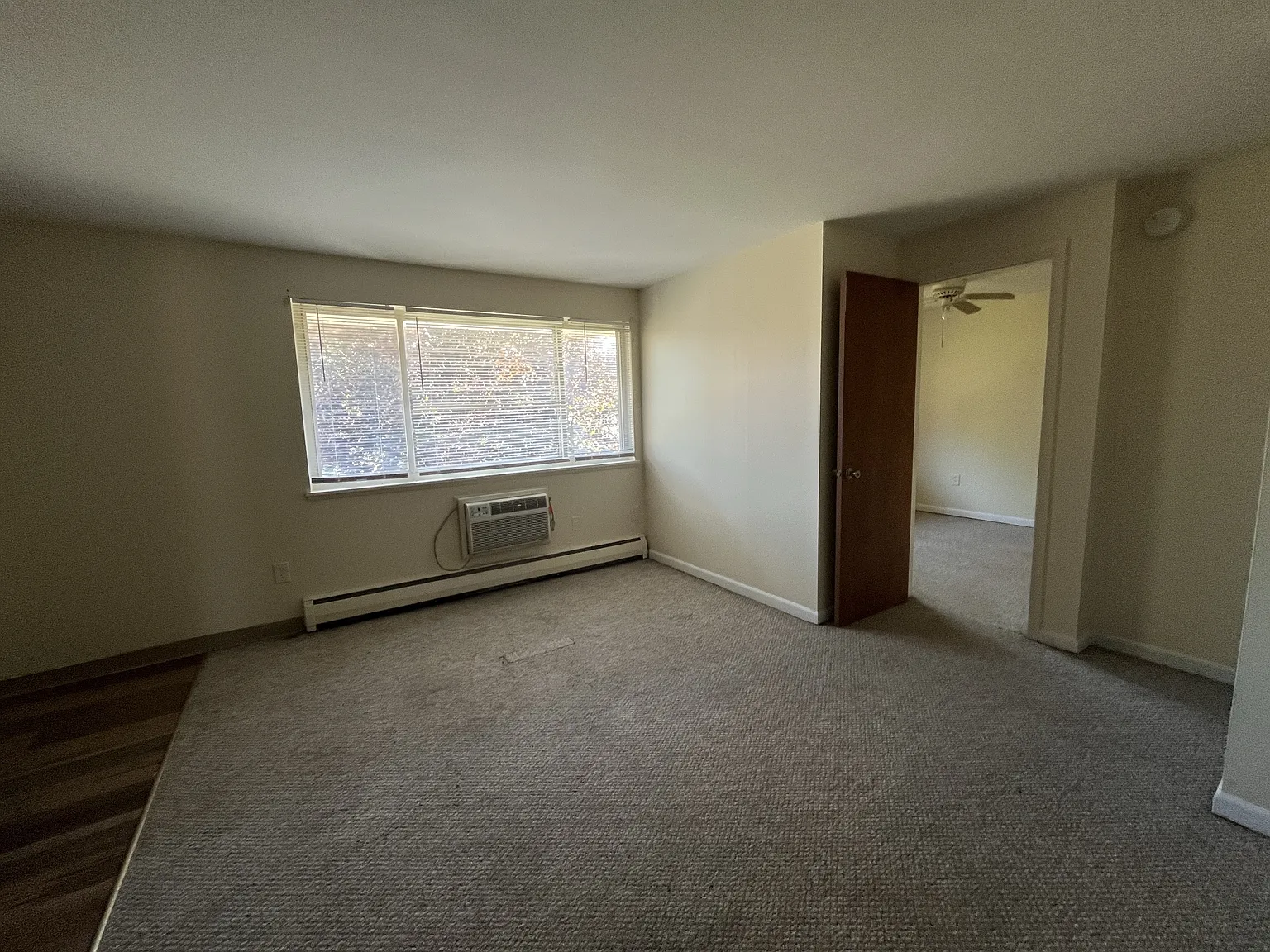Park Ridge Manor Apts — Photo 3