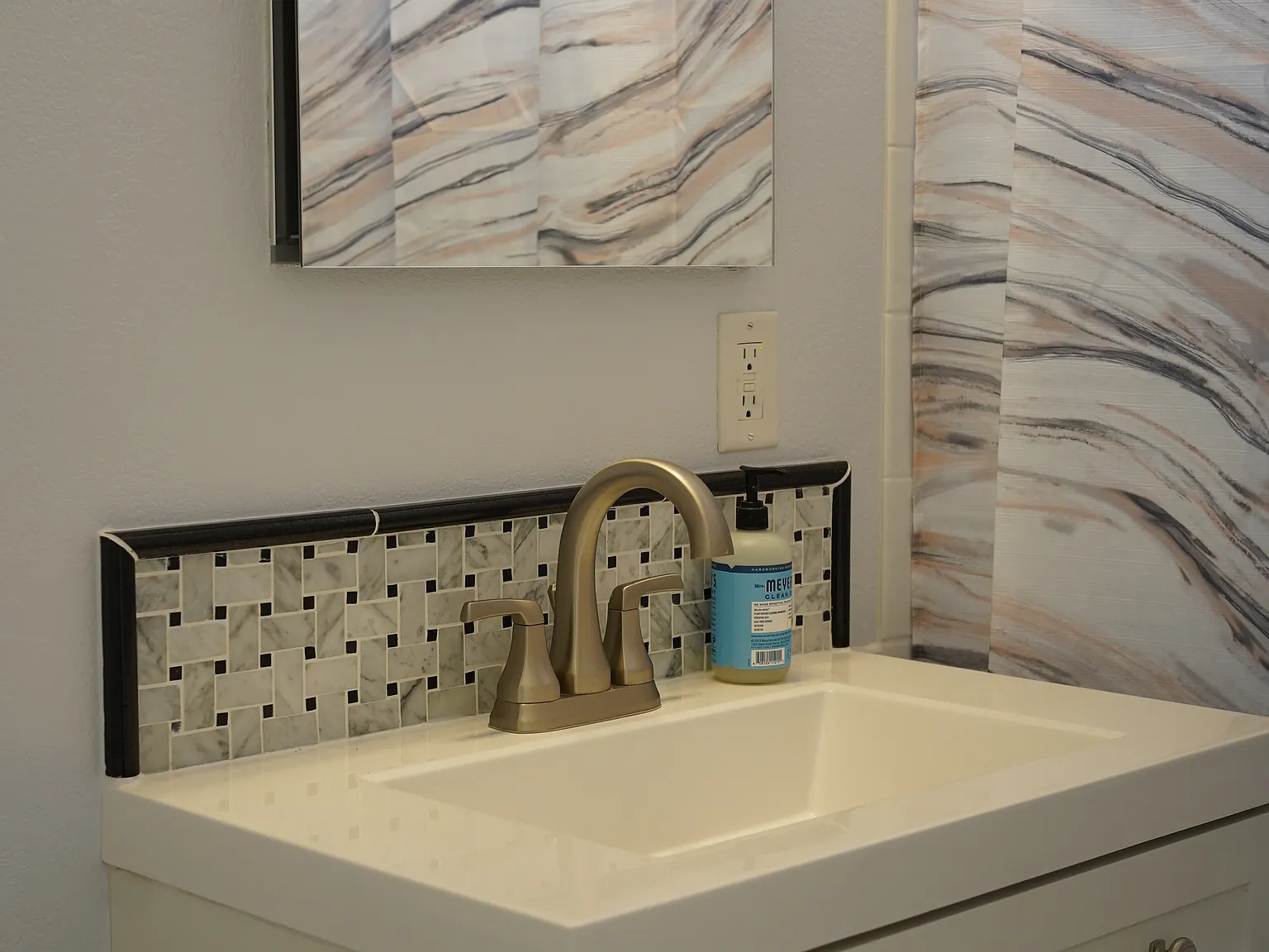 2 bed, 1100 sqft, $2,800 — Photo 3