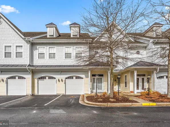 10800 Navy Page Ln Unit 306, Berlin, MD 21811