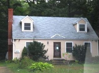 10 Fuller Ln, Epping, NH 03042