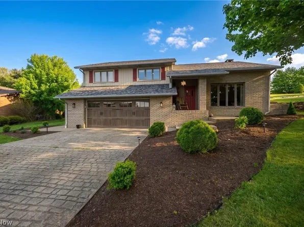 1941 Buckeye St NE, New Philadelphia, OH 44663