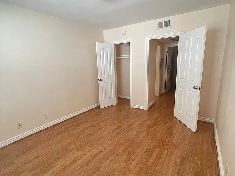 1752 N Alexandria Ave #3 — Photo 8