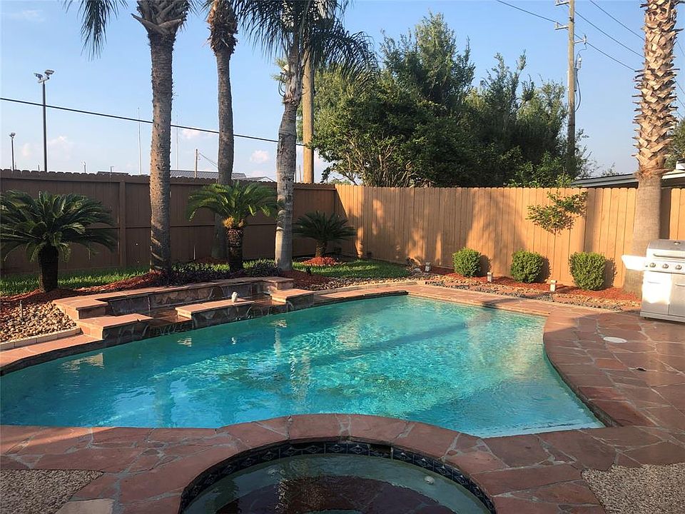 1st image of 23138 Willow Canyon Dr