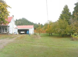 160 Old County Ln, Myrtle Creek, OR 97457