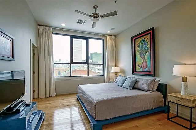 801 Saint Joseph St #Penthouse 1 — Photo 22