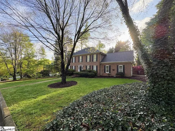 102 Quail Creek Ln, Greenville, SC 29615