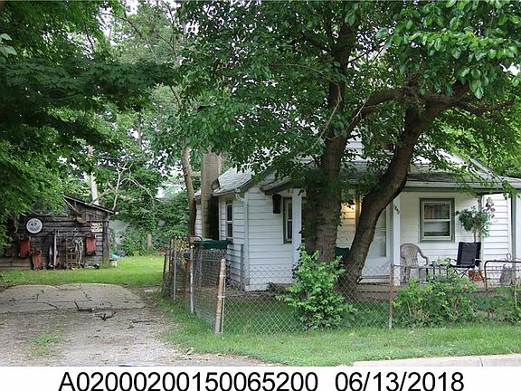 4th image of 1843 Montgomery Ave
