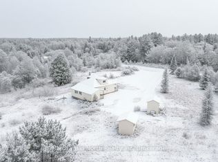 556 Hartley Bay Rd, Killarney, ON P0M 1A0