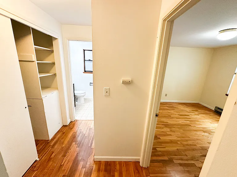 310 NE 45th St #1 — Photo 7