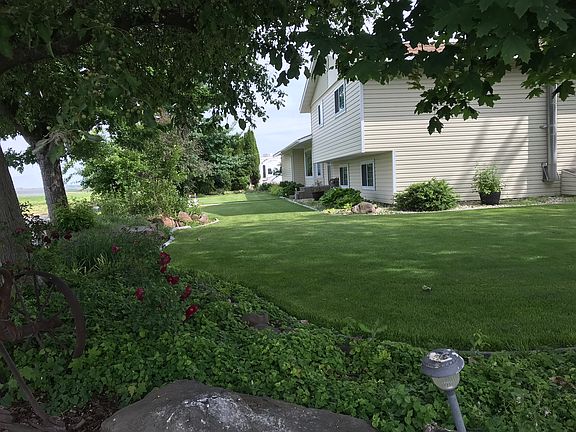 2nd image of 2506 Road L NE