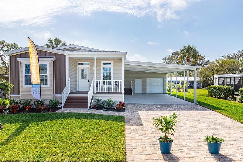 1st image of 487 La Playa #310