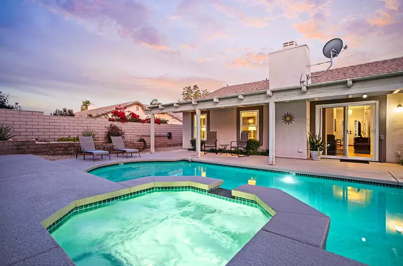 44345 Buttercup Ln