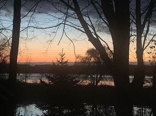 17200 Valley Rd, Auburn Township, OH 44023