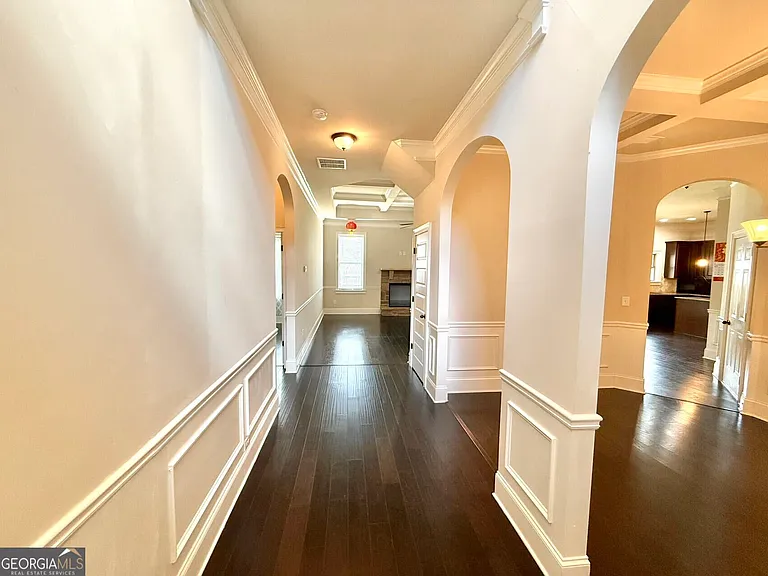 1201 Mottled Ct — Photo 4