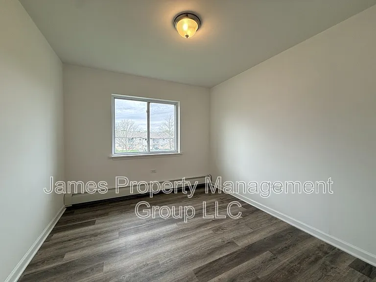 831 McIntosh Ct #207 — Photo 5