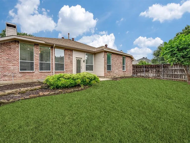 1617 Redwood Dr — Photo 28
