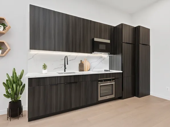 149 Ainslie Street image 1 of 8