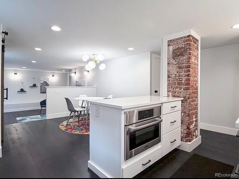 736 York St #1 — Photo 1