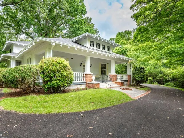 10 New Town St, Tate, GA 30177