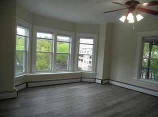 15 Bridge St #2, Hillsborough, NH 03244