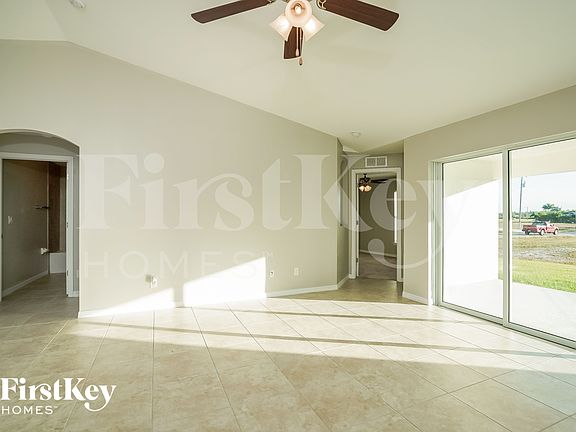3rd image of 2127 NW 41st Pl