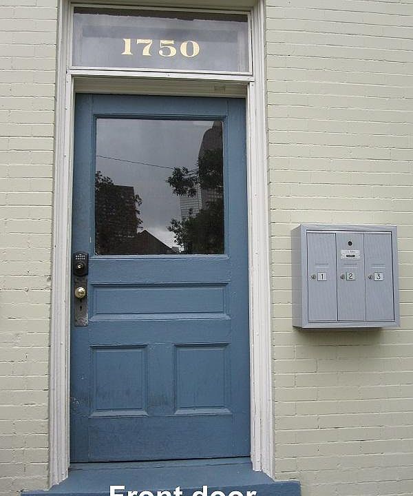 Entrance to foyer.