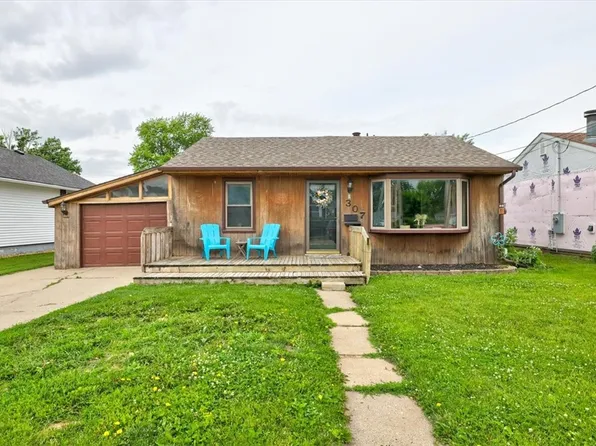 307 E 15th St N, Newton, IA 50208