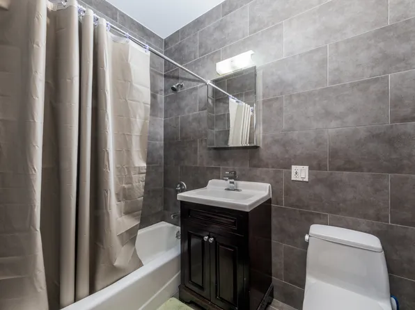 713 Metropolitan Avenue image 4 of 5