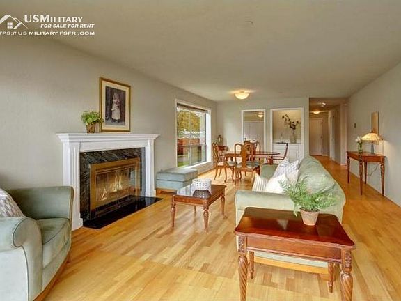 5th image of 428 Harborview Dr SE Unit 128