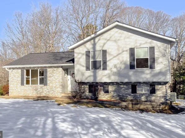 8162 Ebbtide Ln, Lusby, MD 20657