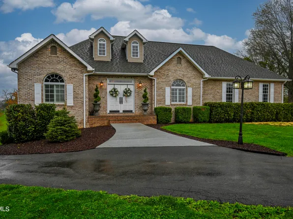 625 Locust St NW, Abingdon, VA 24210