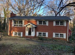 1112 Cedarwood Ln, Charlotte, NC 28212