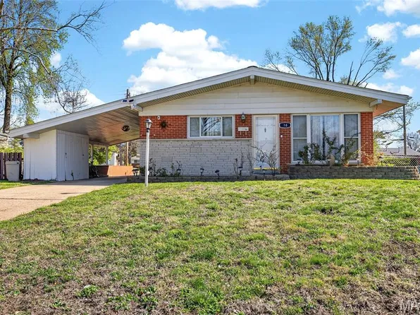 16 Tamma Ln, Hazelwood, MO 63042