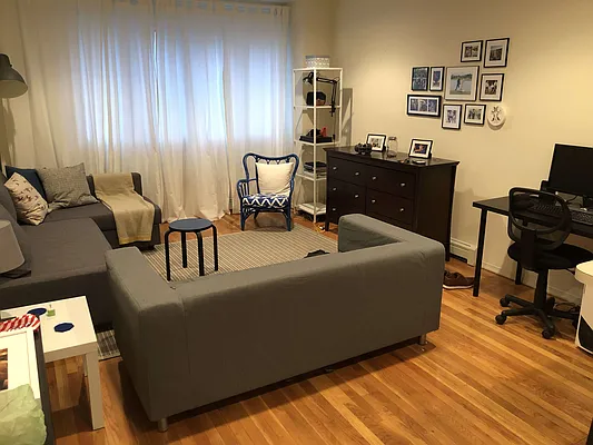 Rented by Calabrese Real Estate | media 7