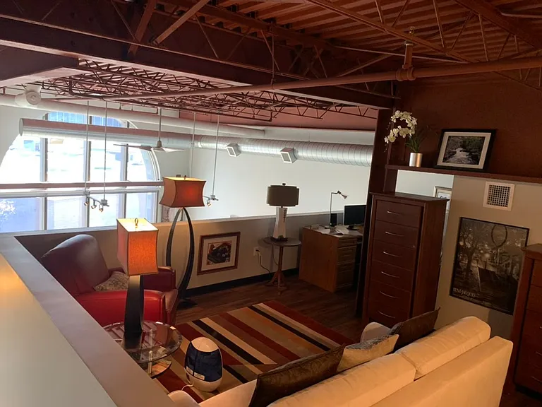 520 Seneca St — Photo 47